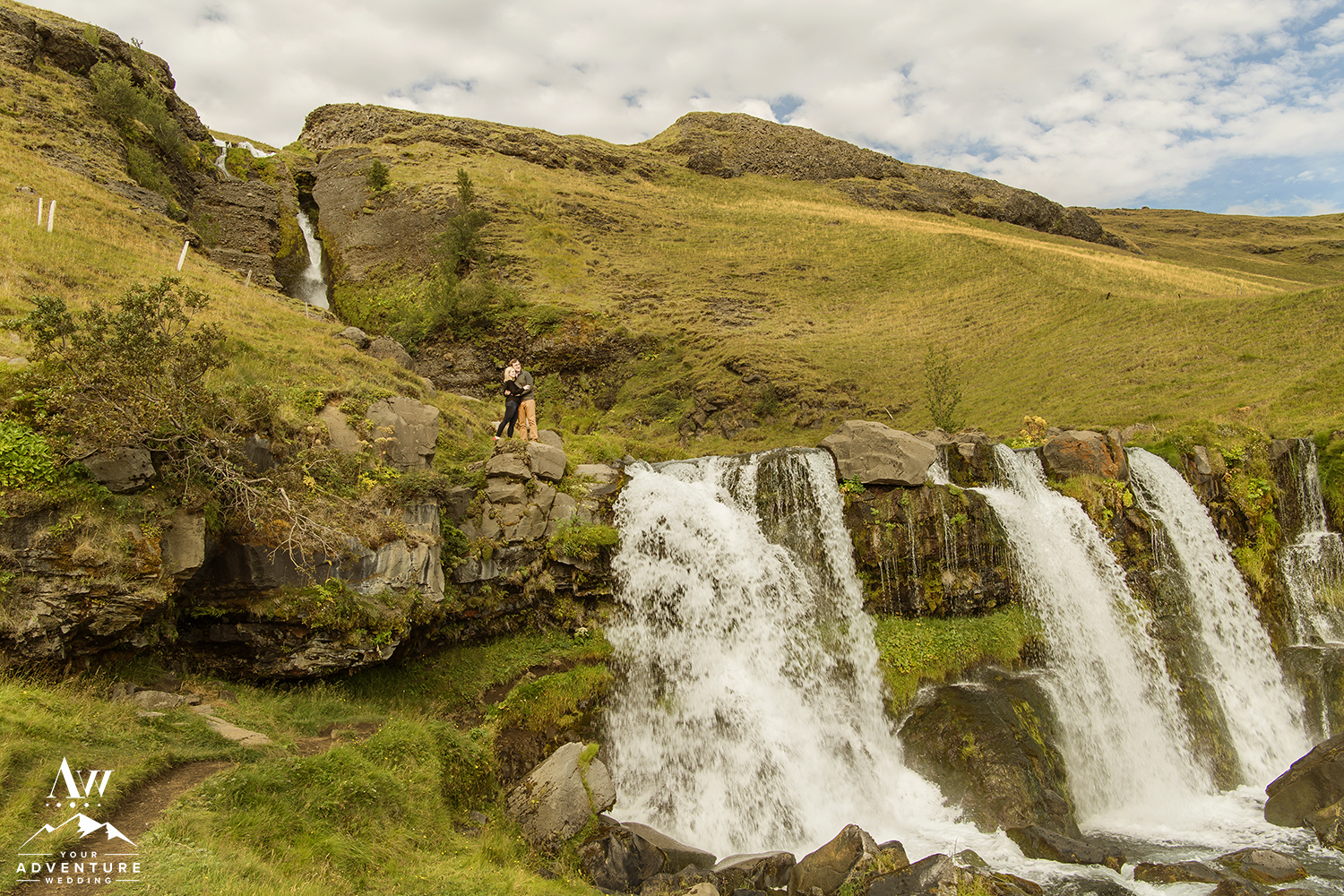 iceland-engagement-session-locations-iceland-pre-wedding-your-adventure-wedding