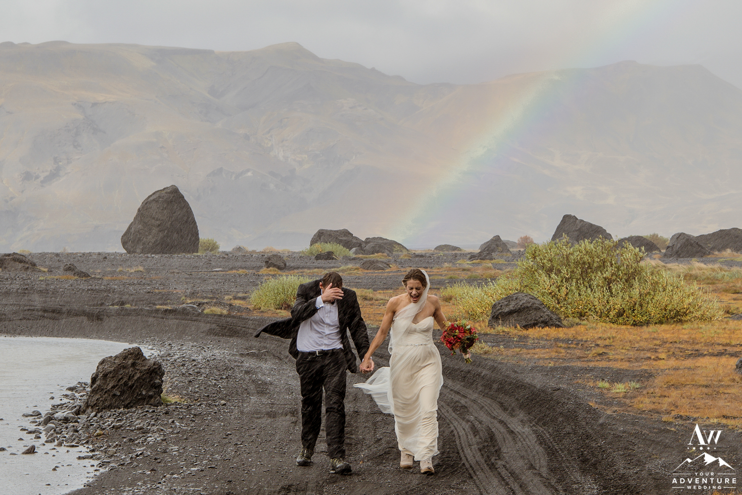 adventure-wedding-iceland-rainy-wedding-planner-28