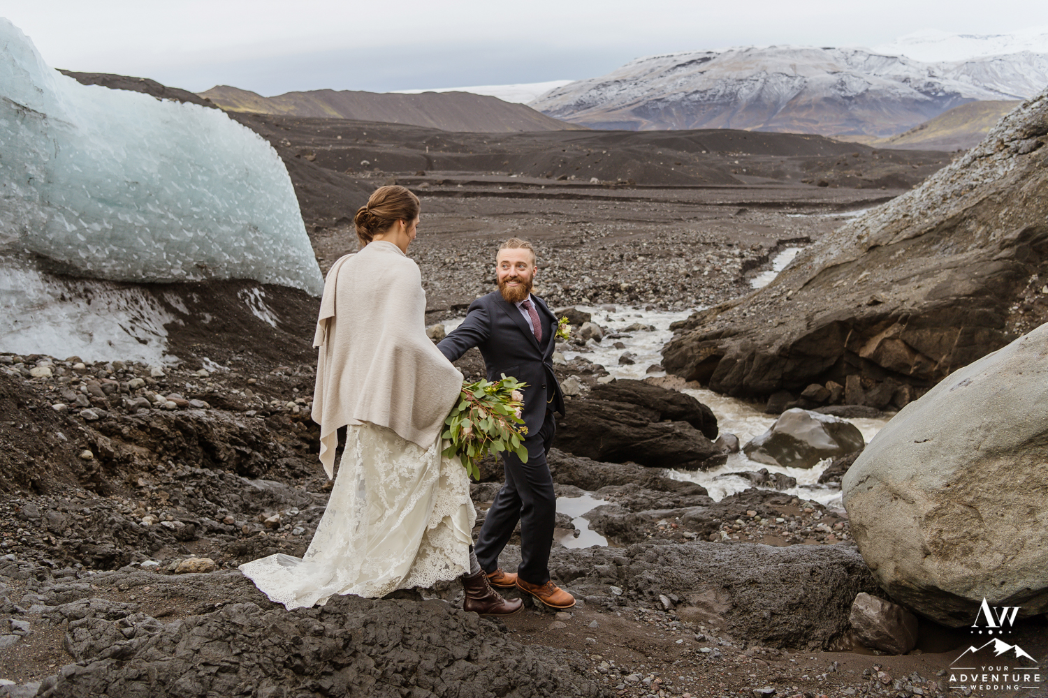 iceland-elopement-photographer-iceland-wedding-planner-32
