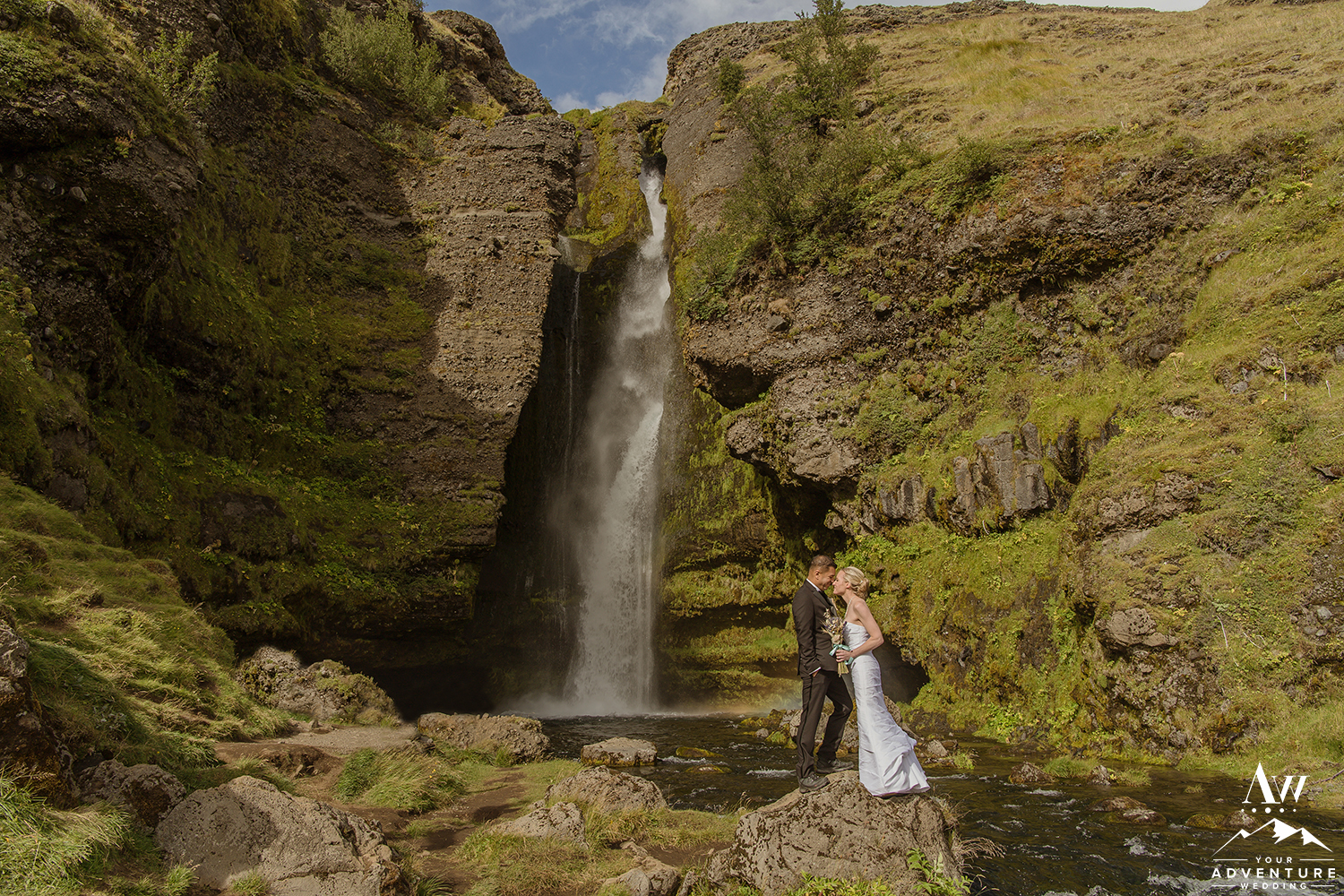 iceland-waterfall-wedding-your-adventure-wedding-4