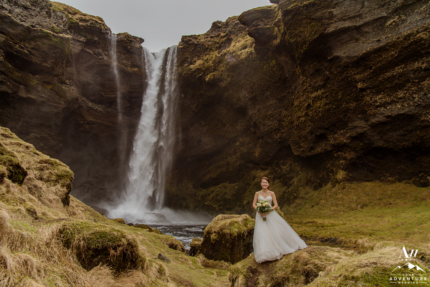 Iceland Wedding Photos - Iceland Elopement Planner-15