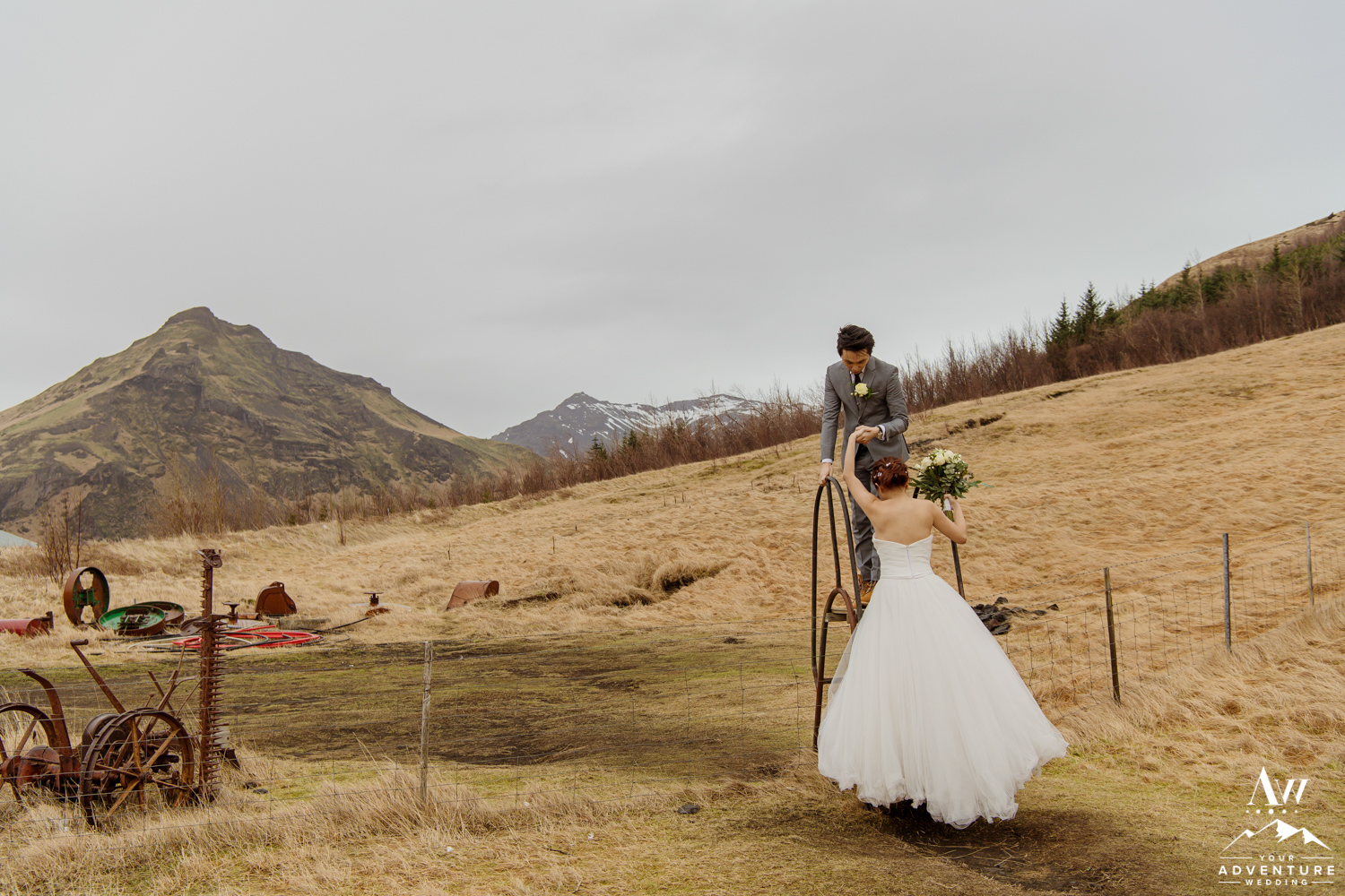 Iceland Wedding Photos - Iceland Elopement Planner-21