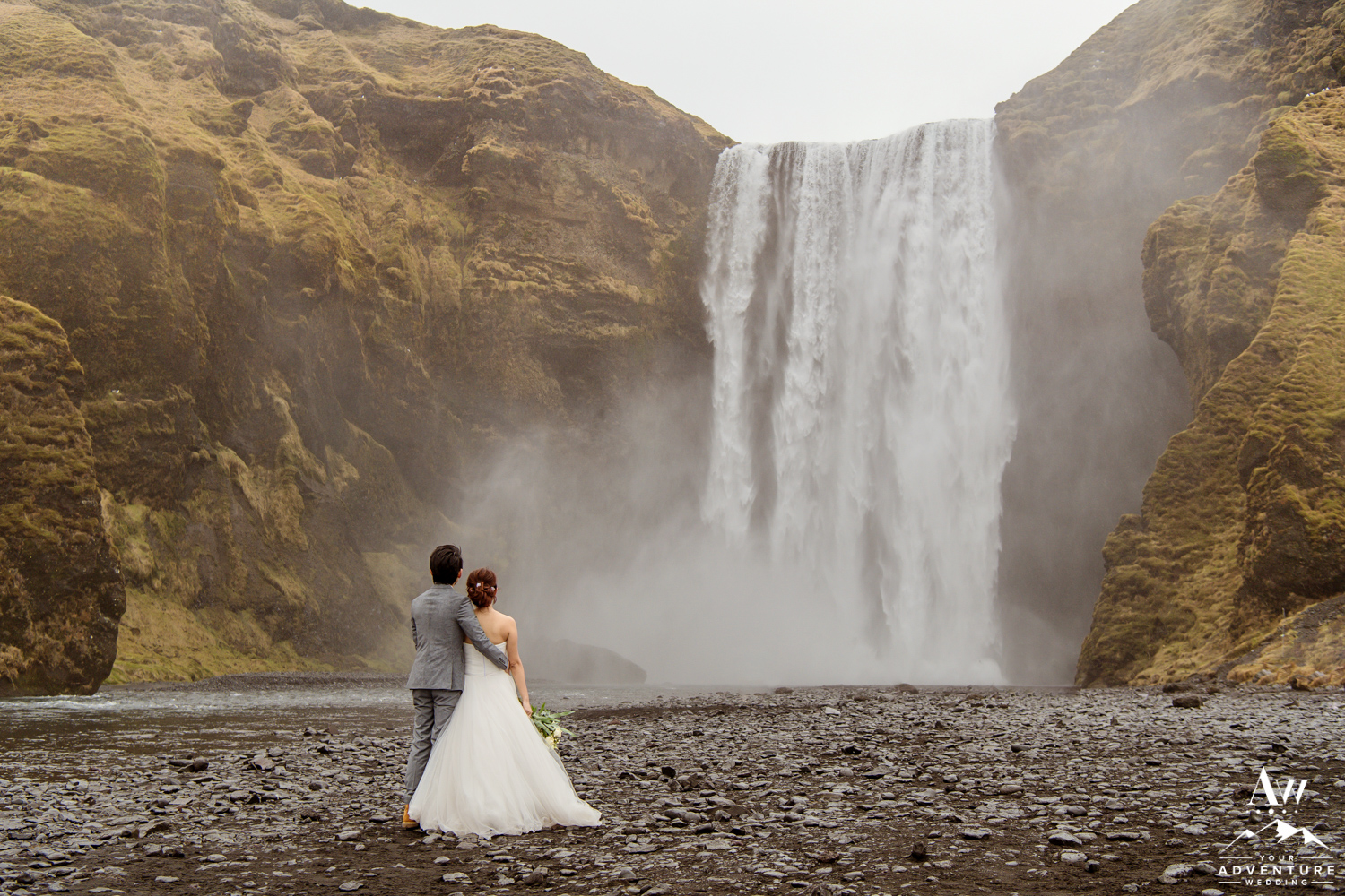 Iceland Wedding Photos - Iceland Elopement Planner-25