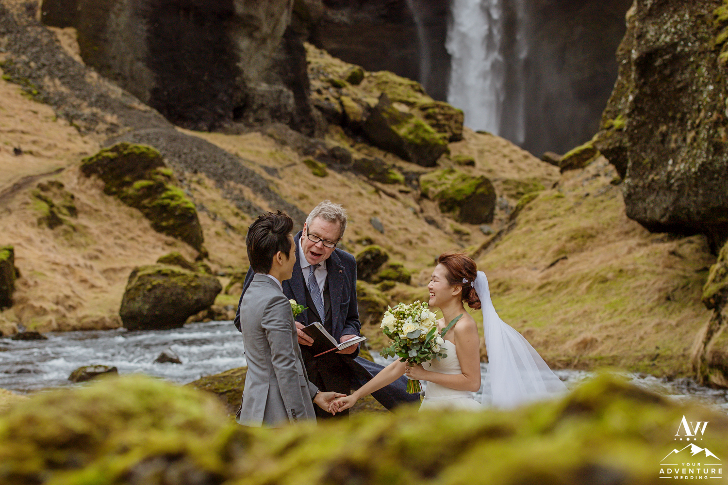 Iceland Wedding Photos - Iceland Elopement Planner-7