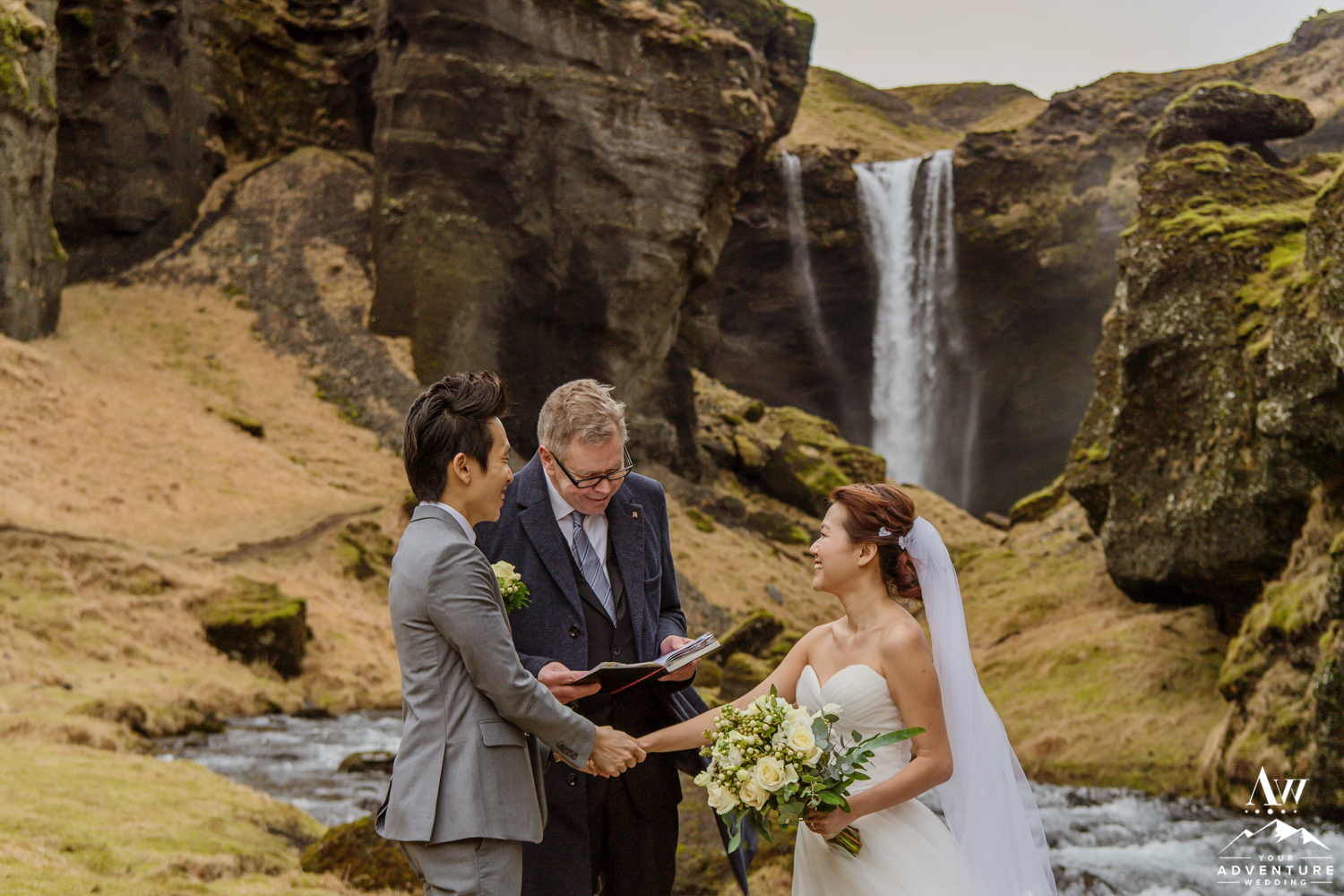 Iceland Wedding Photos - Iceland Elopement Planner-8