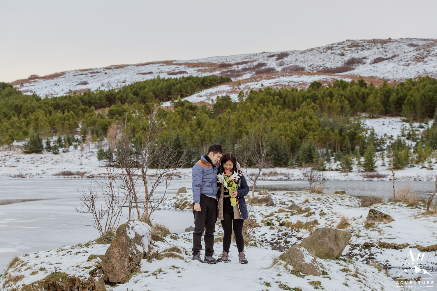 surprise-marriage-proposal-in-iceland-4